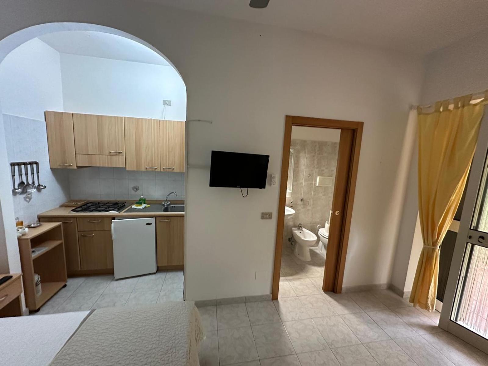 فيستَ Villa Monica Appartamenti المظهر الخارجي الصورة